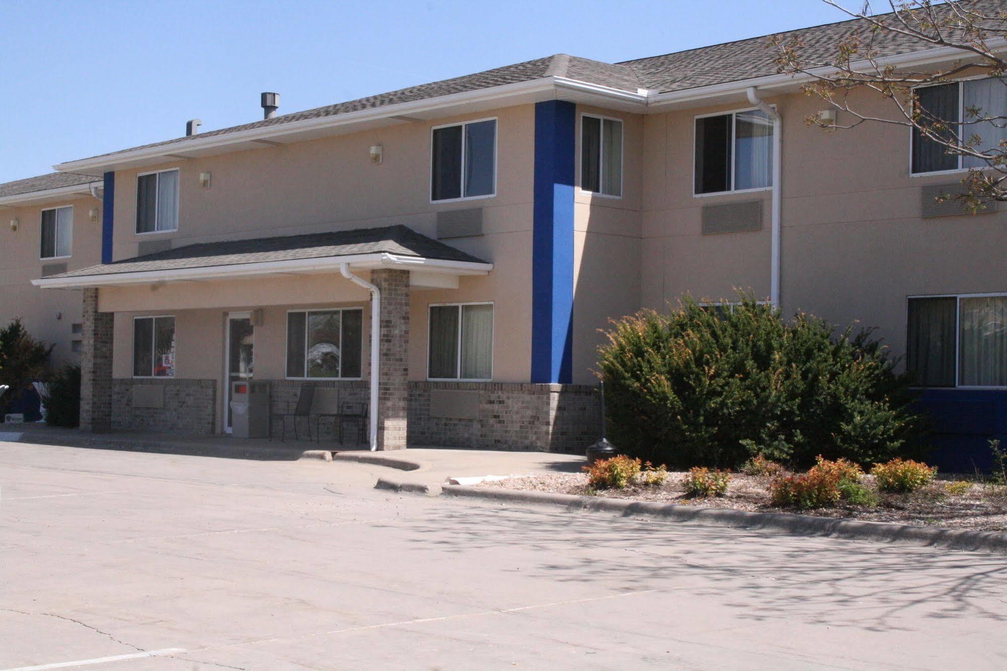Heritage Inn Express Marysville Exterior photo